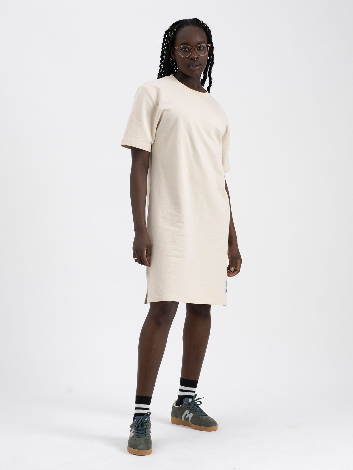 swdss_01_pure_waste_lyhythihainen_collegemekko_002_1