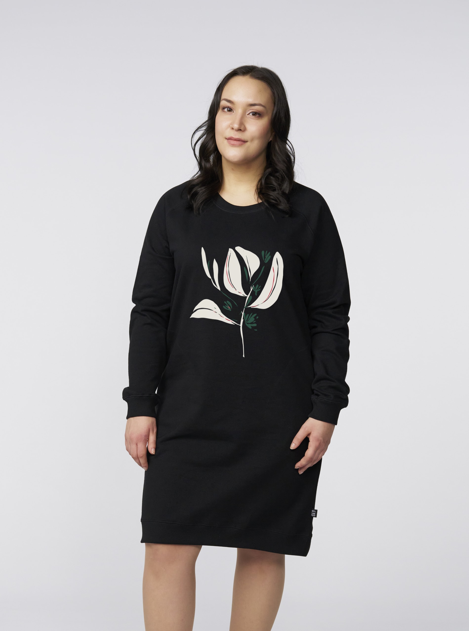 SWDSPR99_purewaste_ Collegemekko_musta_101_sprout